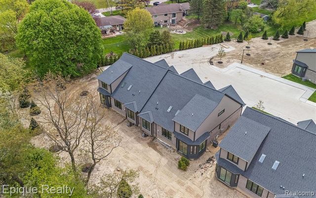 3358 Cornerstone Drive 10, Lake Orion, MI 48360