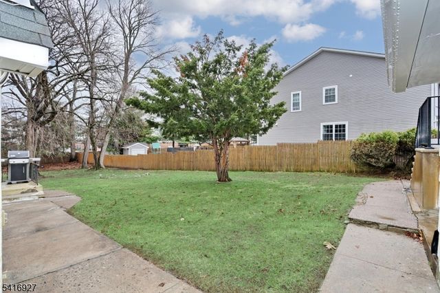 45 Sand Rd, Westwood Boro, NJ 07675
