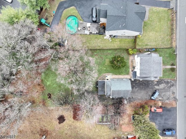 45 Sand Rd, Westwood Boro, NJ 07675