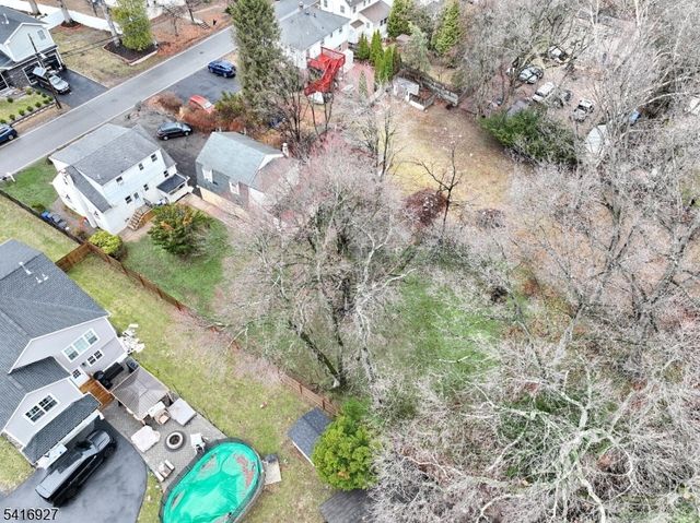 45 Sand Rd, Westwood Boro, NJ 07675