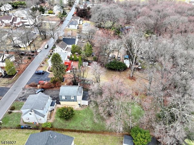 45 Sand Rd, Westwood Boro, NJ 07675