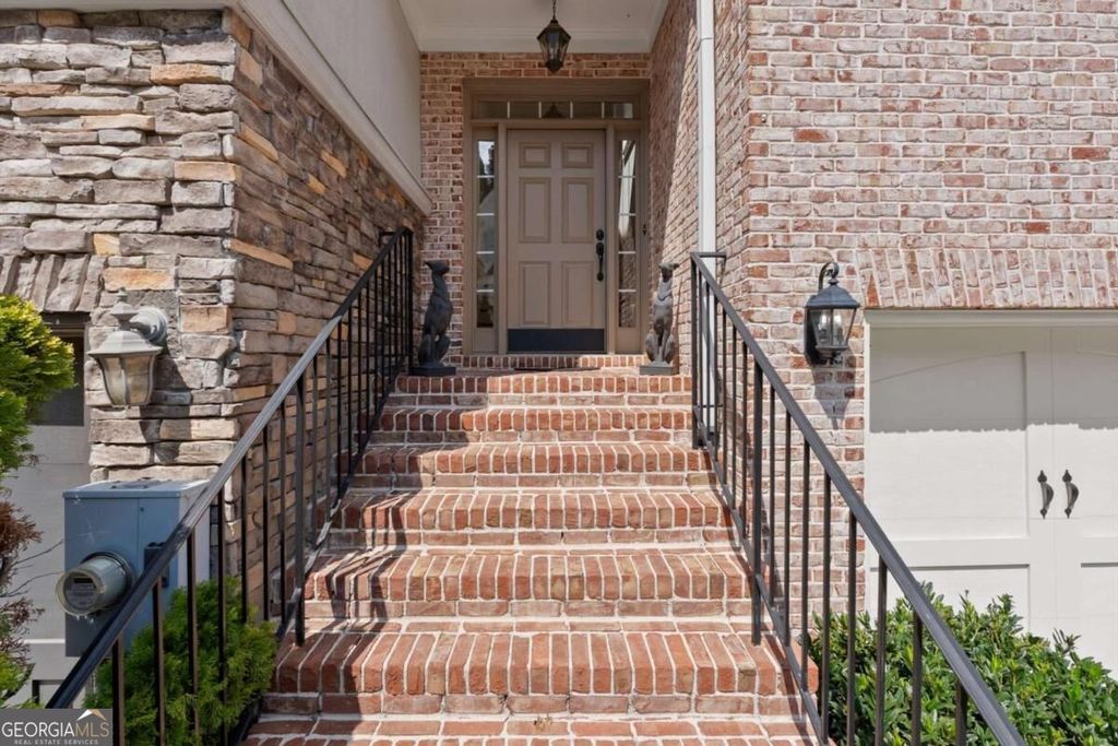 184 Mystic Court, Sandy Springs, GA 30342 — photo 4