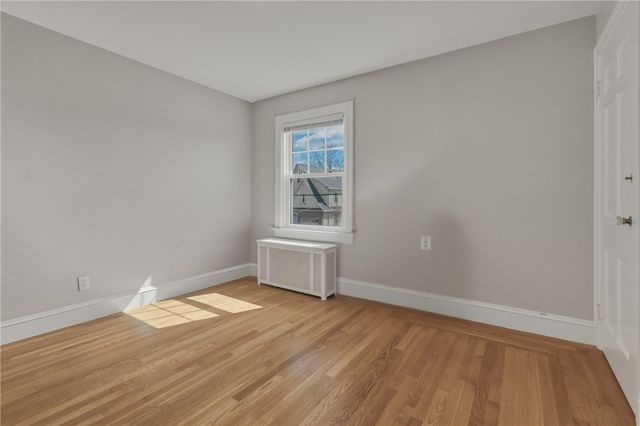 47 Knollwood Avenue, Cranston, RI 02910