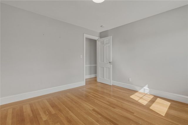 47 Knollwood Avenue, Cranston, RI 02910