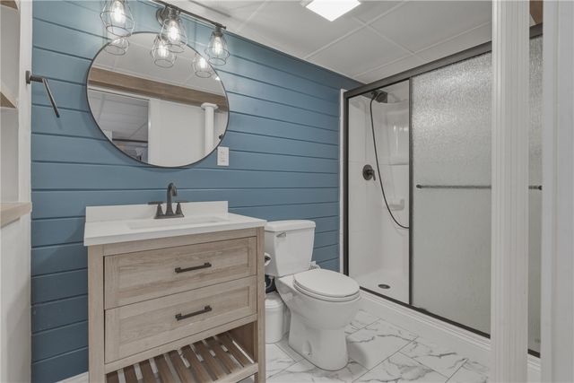 47 Knollwood Avenue, Cranston, RI 02910