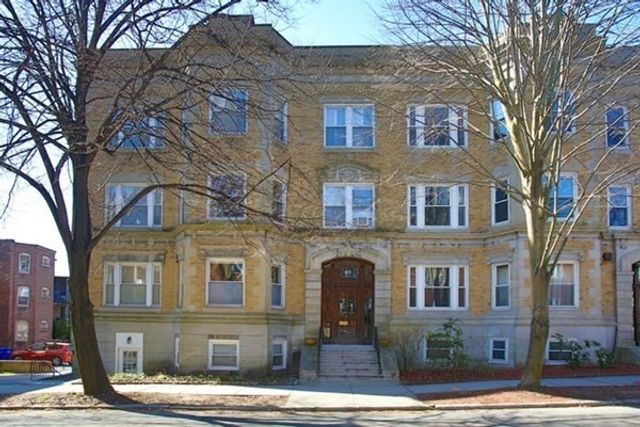 60 Parkman St 3, Brookline, MA 02446