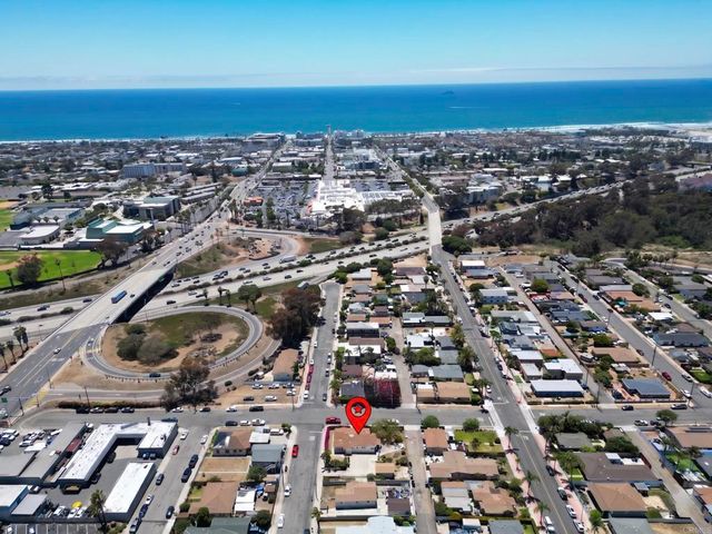 402 4 Santa Barbara Street, Oceanside, CA 92058