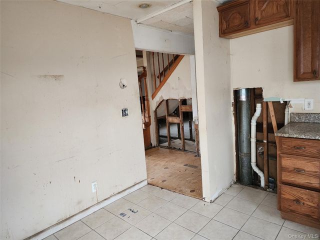 33 Parkway Boulevard, Wyandanch, NY 11798