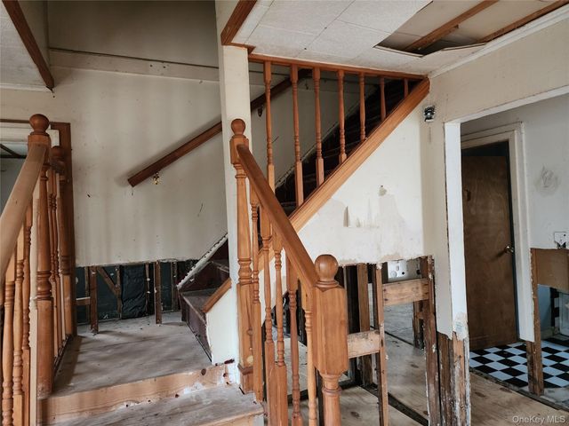 33 Parkway Boulevard, Wyandanch, NY 11798