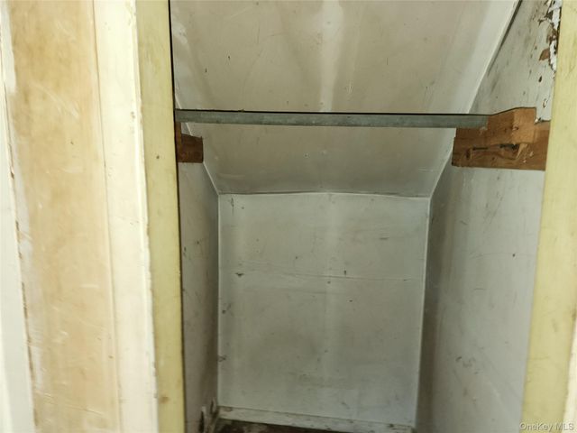 33 Parkway Boulevard, Wyandanch, NY 11798