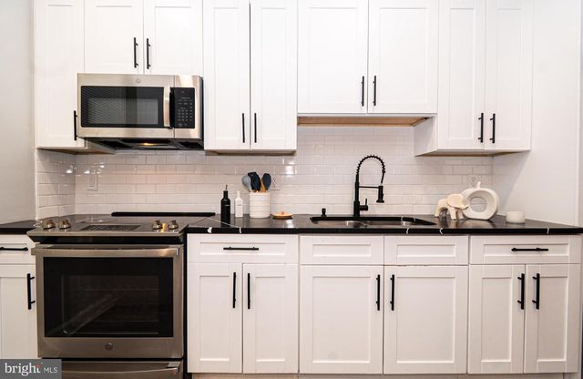 3103 E MONUMENT ST, Baltimore, MD 21205
