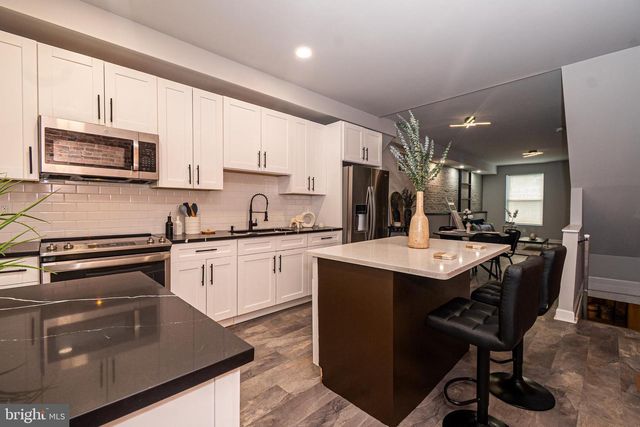 3103 E MONUMENT ST, Baltimore, MD 21205
