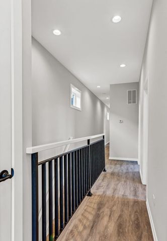 4906 S Saint Lawrence Avenue, Chicago, IL 60615