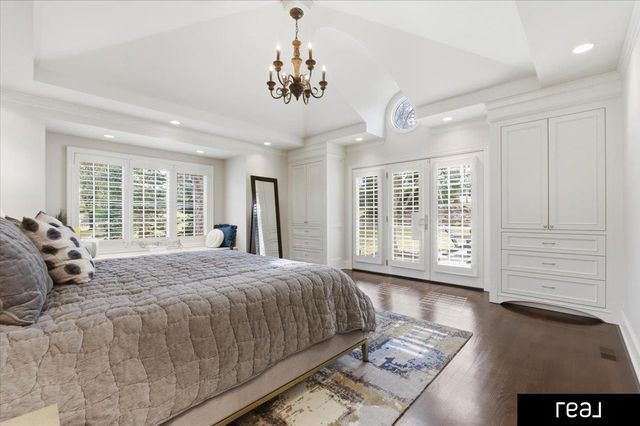 805 Ridgewood Avenue, Omaha, NE 68114