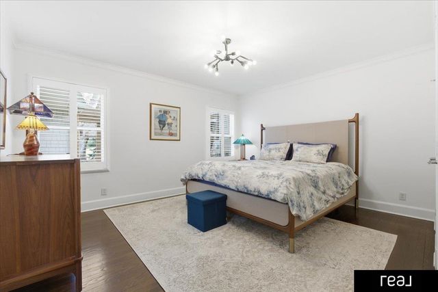 805 Ridgewood Avenue, Omaha, NE 68114