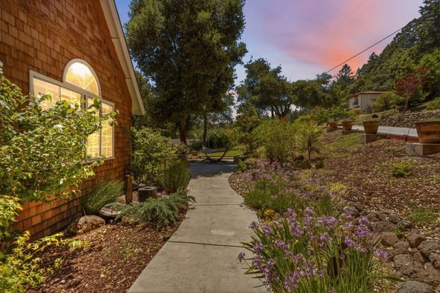 220 Miracle Lane, Santa Cruz, CA 95060