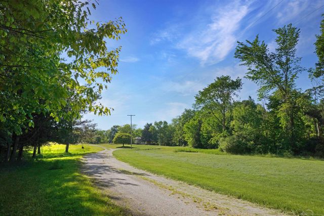 1385 N Blacks Corners Road, Goodland Twp, MI 48444