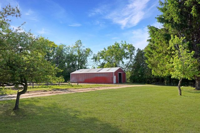 1385 N Blacks Corners Road, Goodland Twp, MI 48444