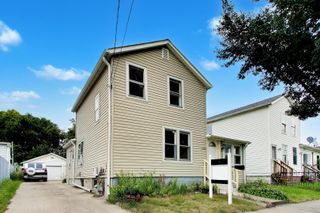 732 Grove Street, Aurora, IL 60505