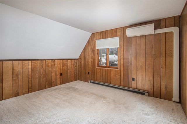 45601 Peninsula Drive, Grand Junction, MI 49056