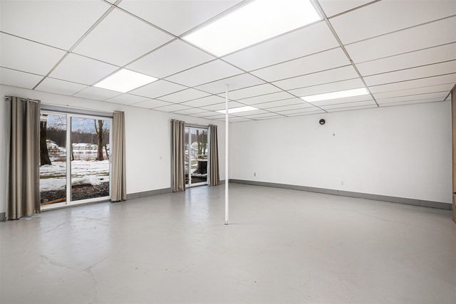 45601 Peninsula Drive, Grand Junction, MI 49056