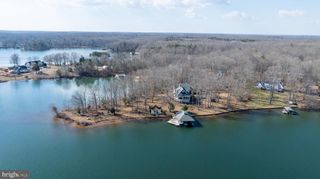 175 COVENANT WAY, Bumpass, VA 23024