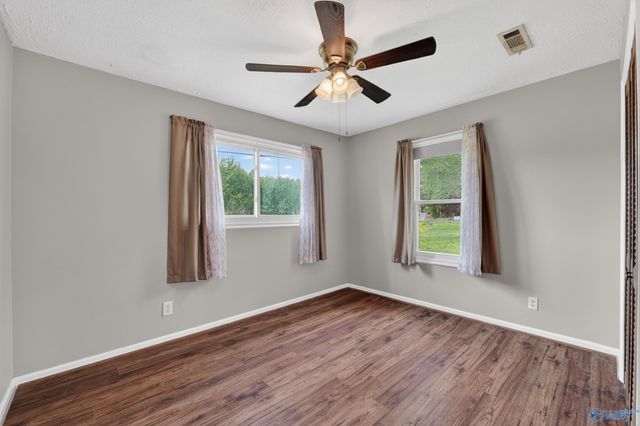 331 J B Hawkins Road, Gurley, AL 35748