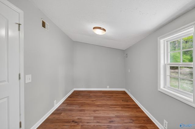 331 J B Hawkins Road, Gurley, AL 35748