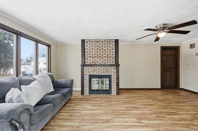 276 Pond Street, Franklin, MA 02038