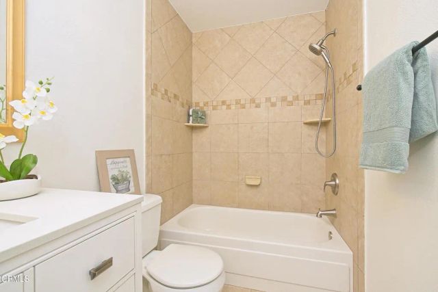 610 Hillcrest Drive, Camarillo, CA 93012
