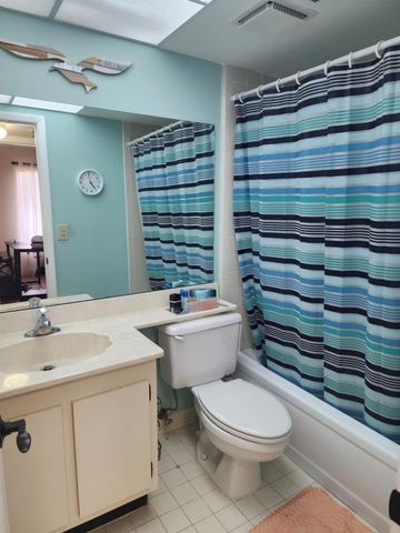4820 Lucerne Lakes 106 Boulevard 106, Lake Worth, FL 33467