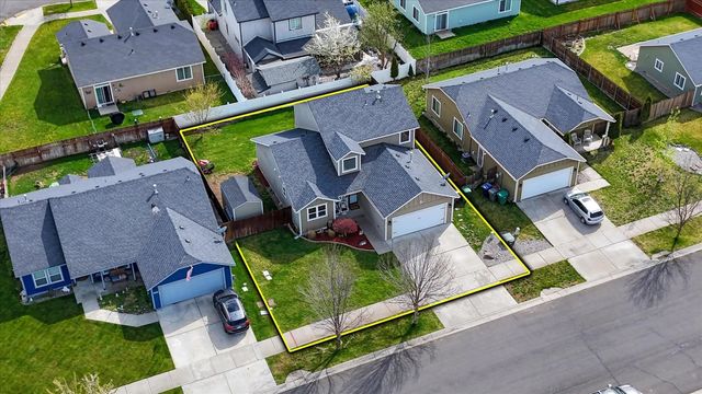12421 W 4th Ave, Airway Heights, WA 99001