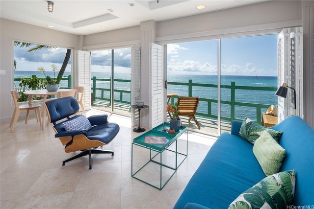 2957 Kalakaua Avenue 518, Honolulu, HI 96815