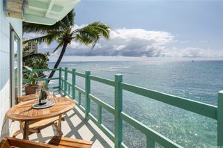 2957 Kalakaua Avenue 518, Honolulu, HI 96815