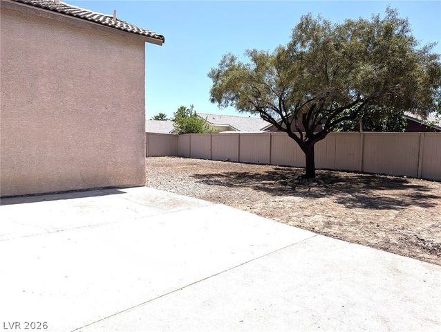 1957 Tallow Tree Avenue, North Las Vegas, NV 89032