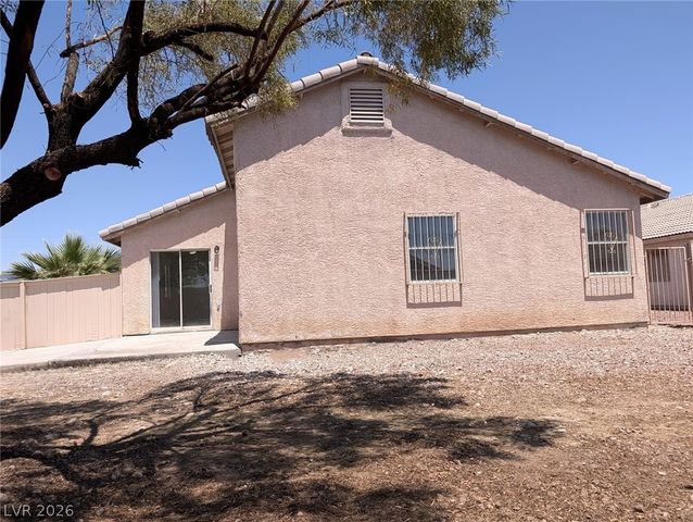 1957 Tallow Tree Avenue, North Las Vegas, NV 89032
