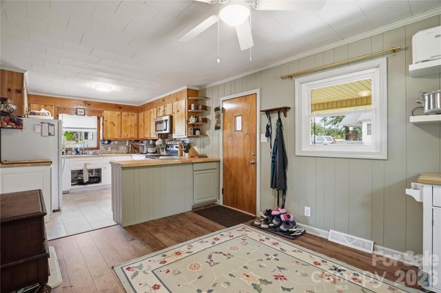605 W 19th Avenue, Gastonia, NC 28052