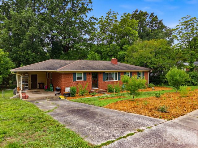 605 W 19th Avenue, Gastonia, NC 28052
