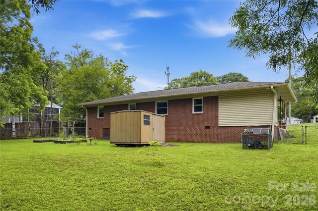 605 W 19th Avenue, Gastonia, NC 28052