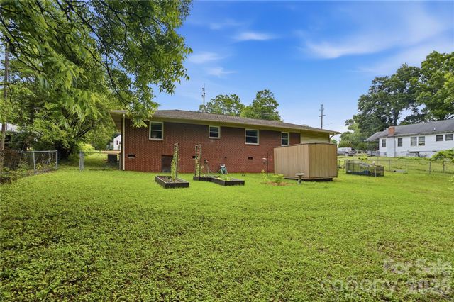 605 W 19th Avenue, Gastonia, NC 28052