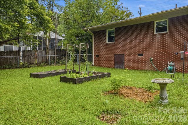 605 W 19th Avenue, Gastonia, NC 28052
