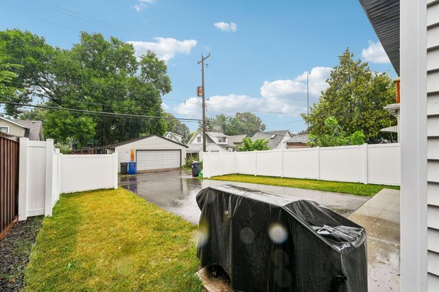 1307 Randolph Avenue, Saint Paul, MN 55105
