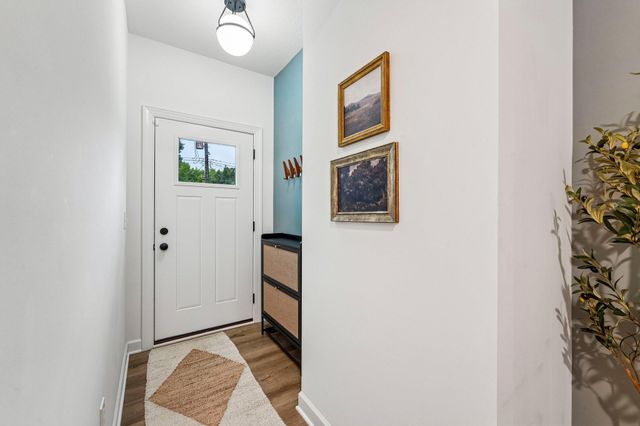 1307 Randolph Avenue, Saint Paul, MN 55105