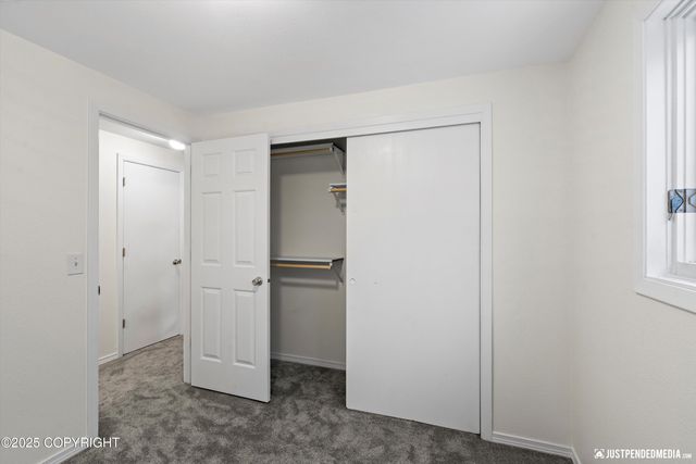 5321 Larkspur Street, Anchorage, AK 99507