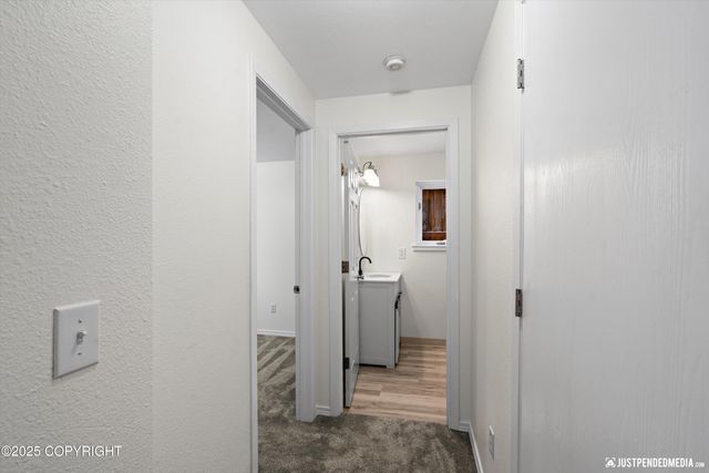 5321 Larkspur Street, Anchorage, AK 99507