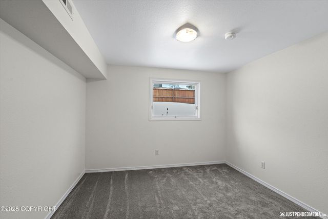 5321 Larkspur Street, Anchorage, AK 99507