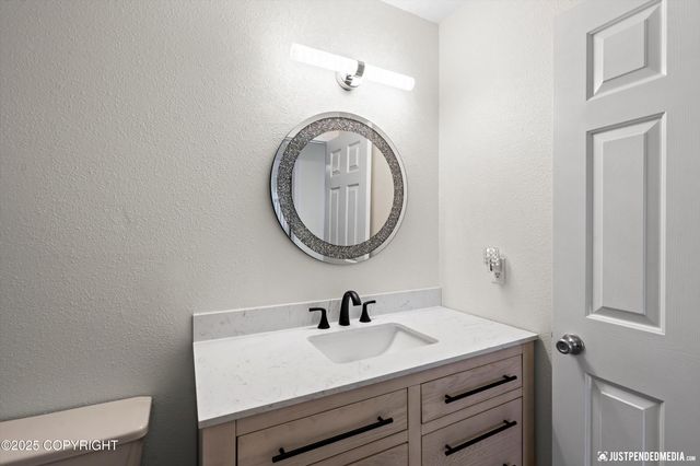 5321 Larkspur Street, Anchorage, AK 99507