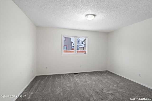 5321 Larkspur Street, Anchorage, AK 99507