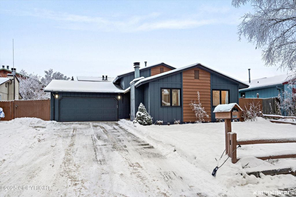 5321 Larkspur Street, Anchorage, AK 99507