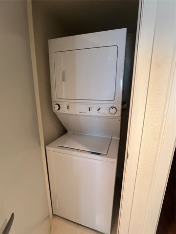 1100 W Trinity Mills Road 3015, Carrollton, TX 75006